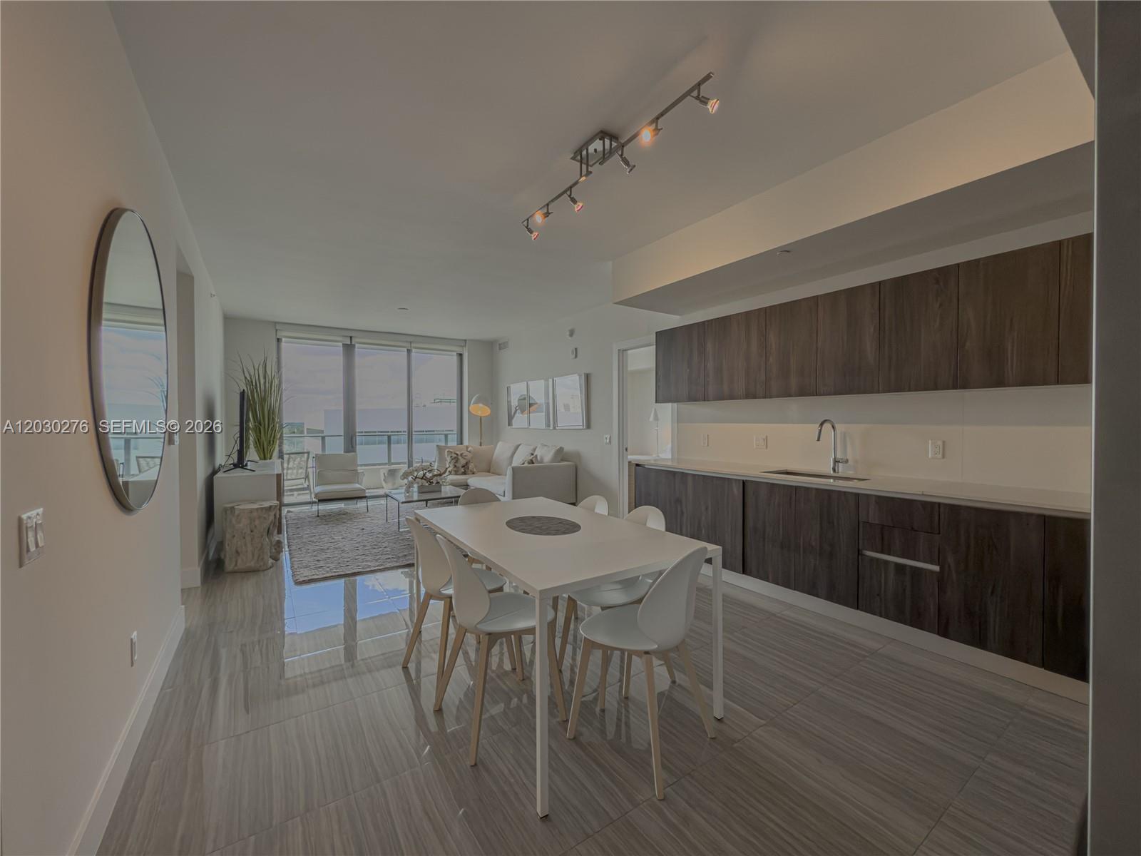 2960 NE 207th St #1104, Aventura FL 33180