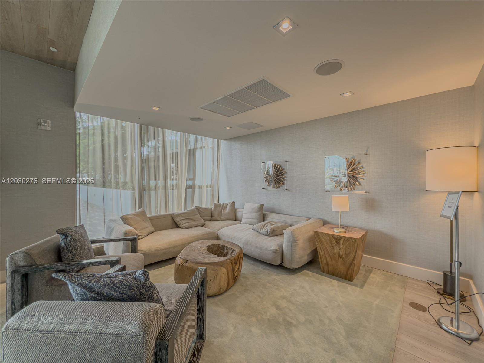 2960 NE 207th St #1104, Aventura FL 33180