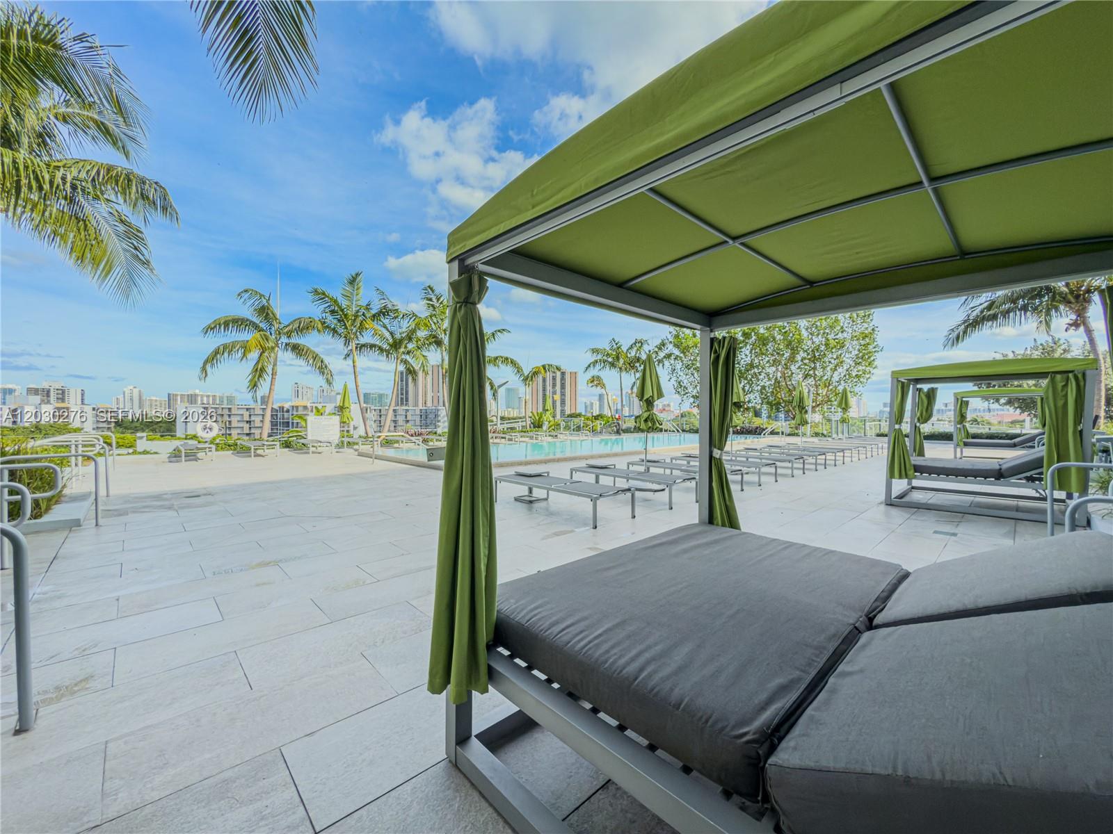 2960 NE 207th St #1104, Aventura FL 33180