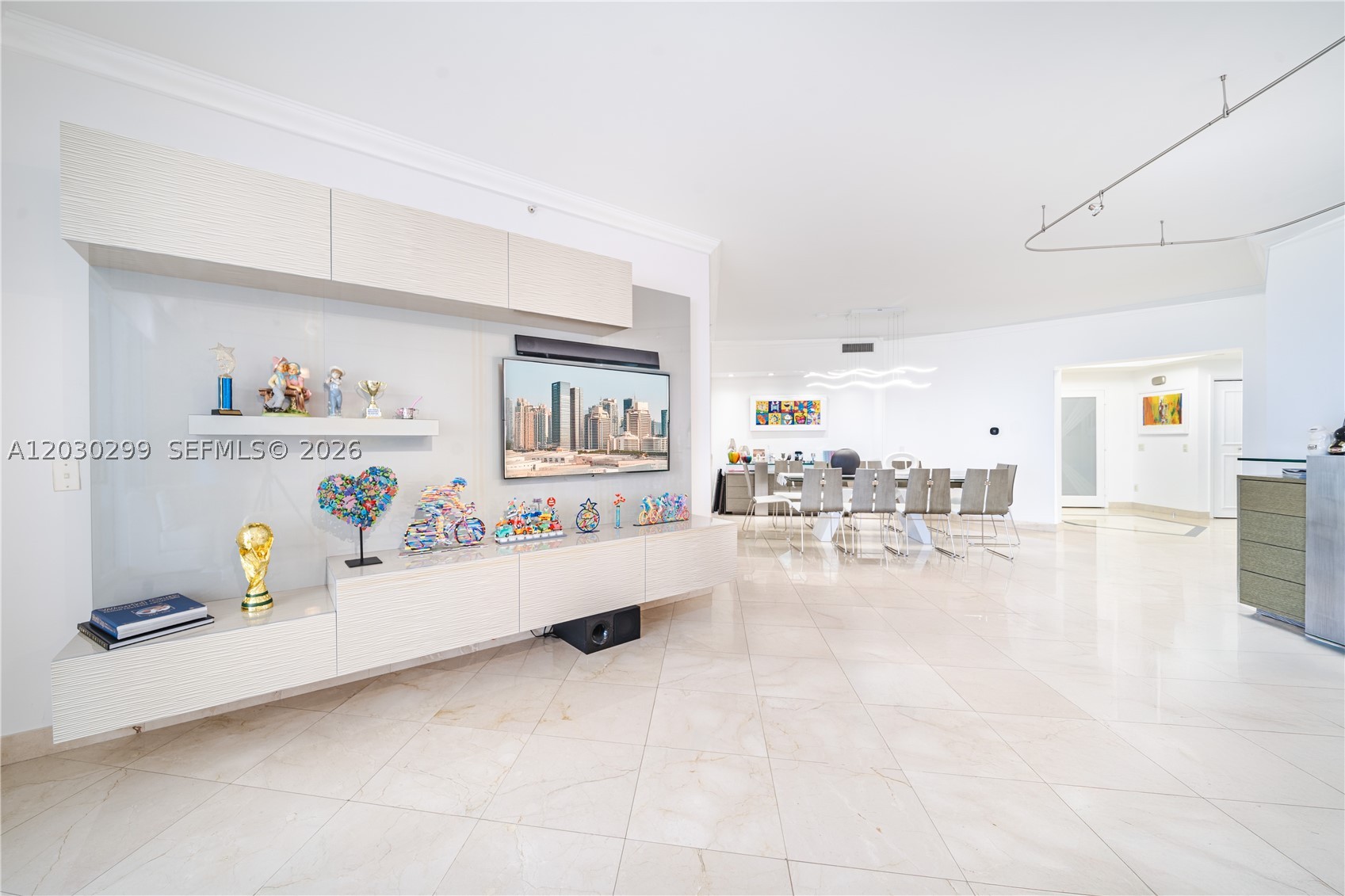 21050 Point Pl #2601, Aventura FL 33180