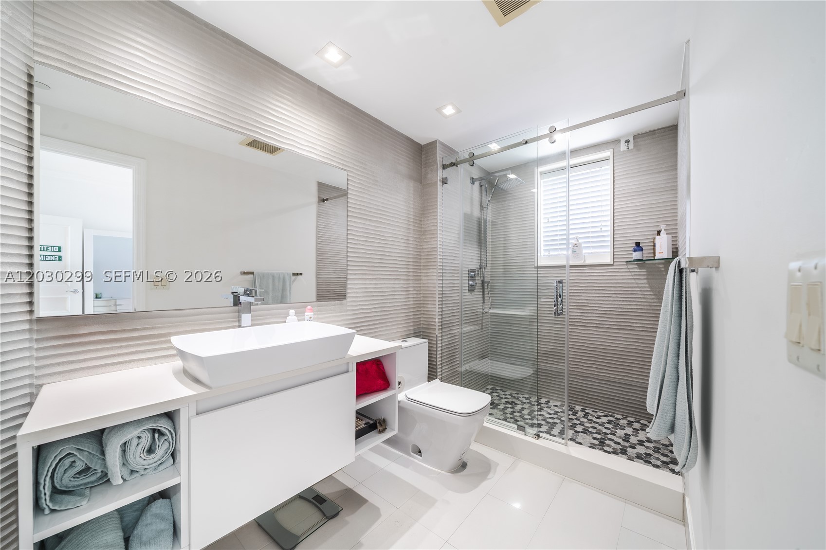 21050 Point Pl #2601, Aventura FL 33180