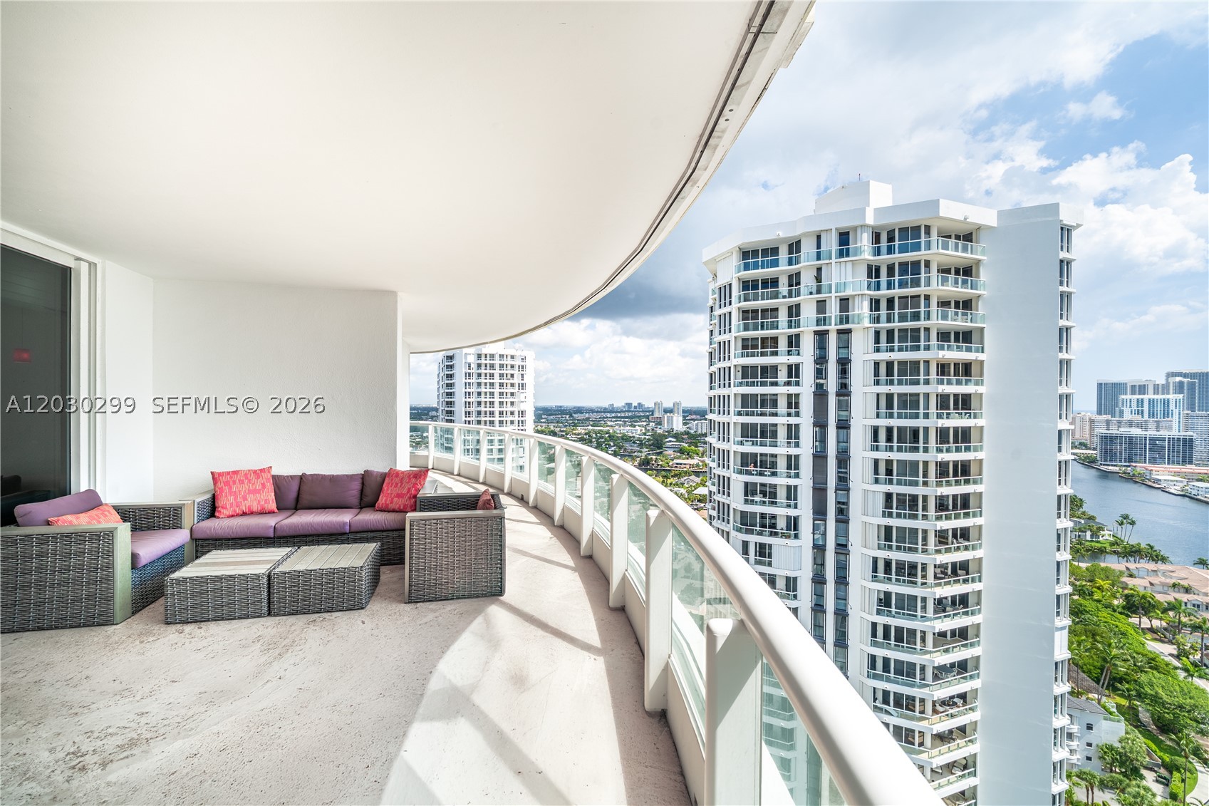 21050 Point Pl #2601, Aventura FL 33180