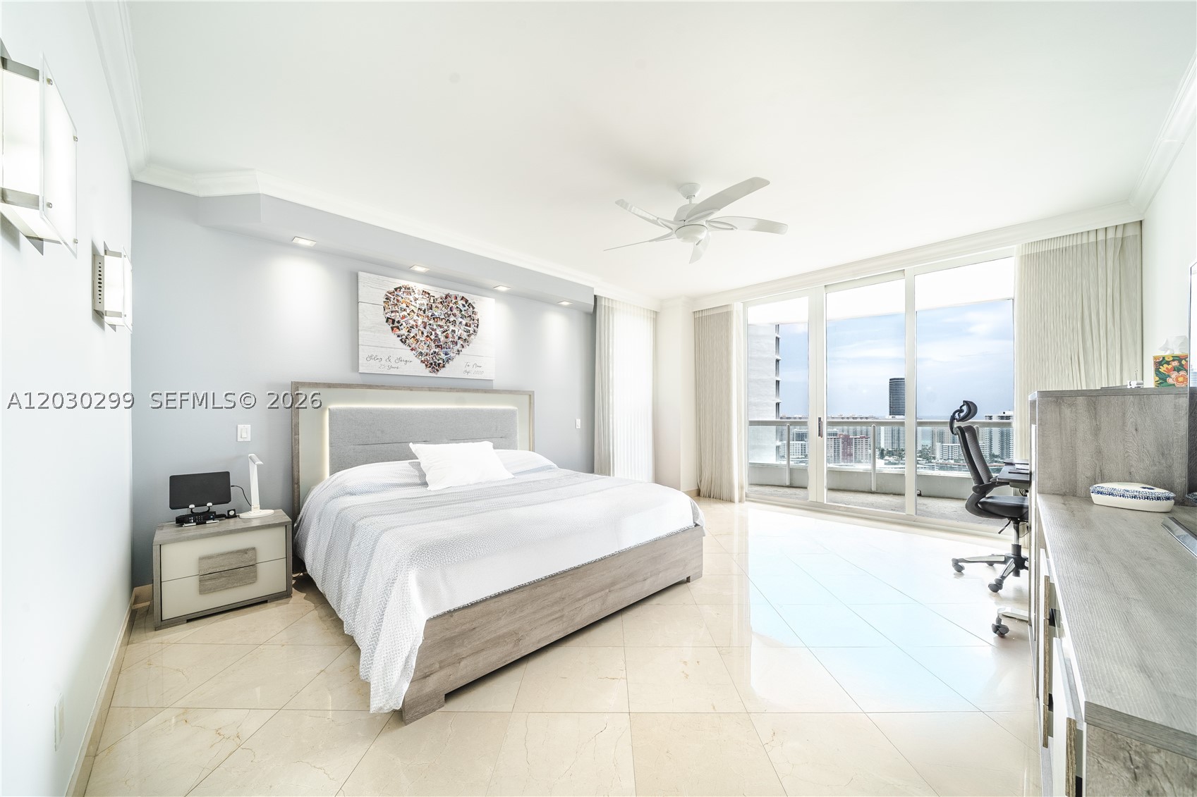 21050 Point Pl #2601, Aventura FL 33180