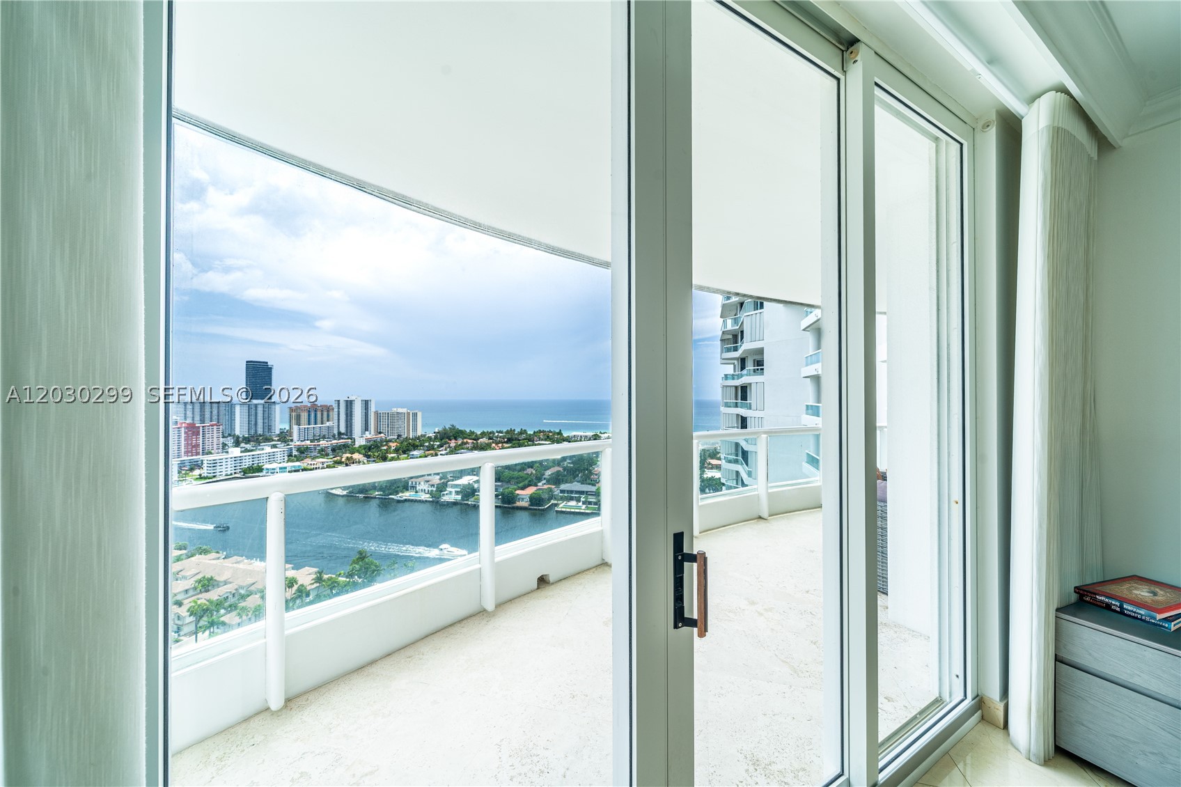 21050 Point Pl #2601, Aventura FL 33180