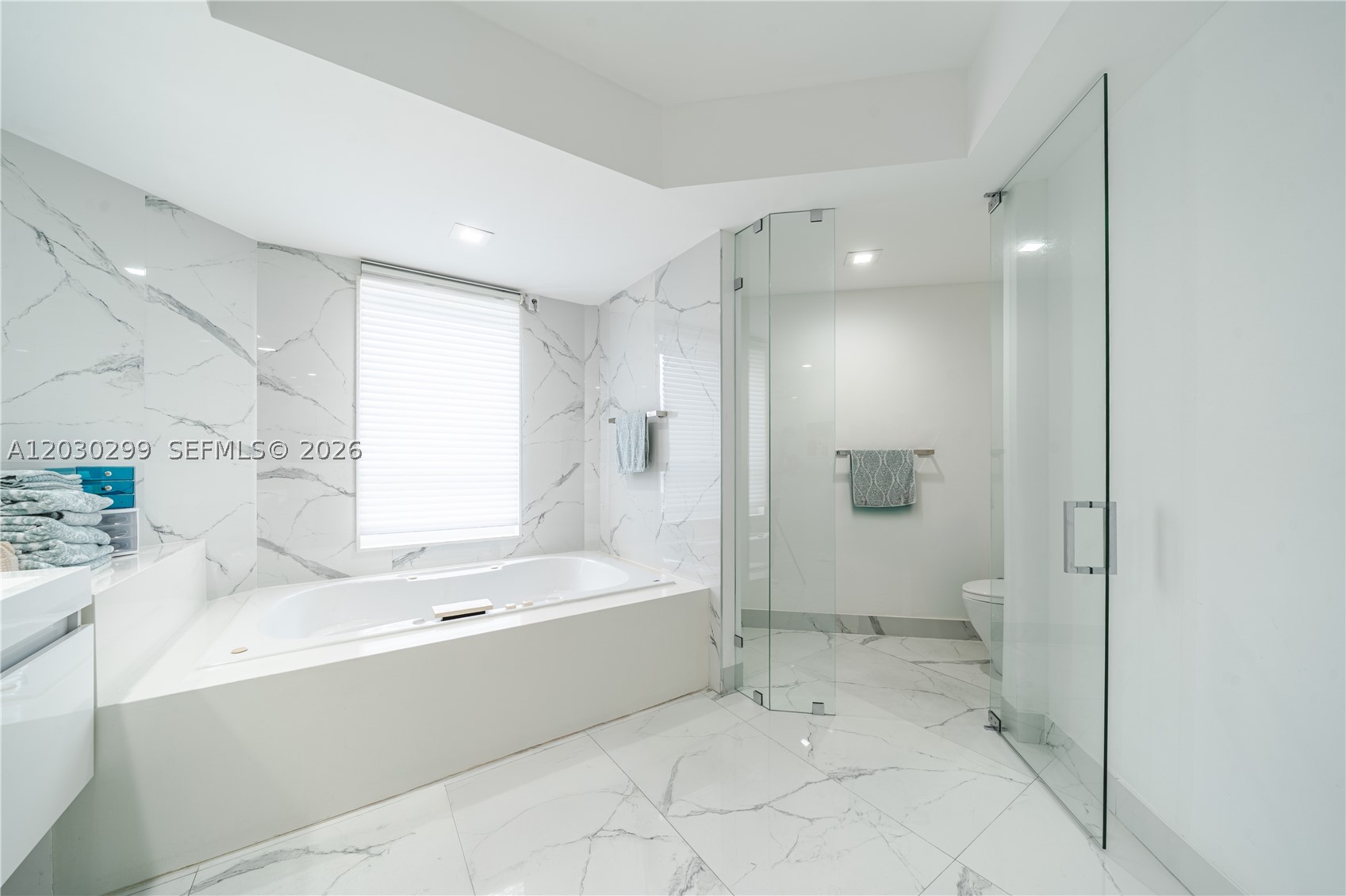 21050 Point Pl #2601, Aventura FL 33180