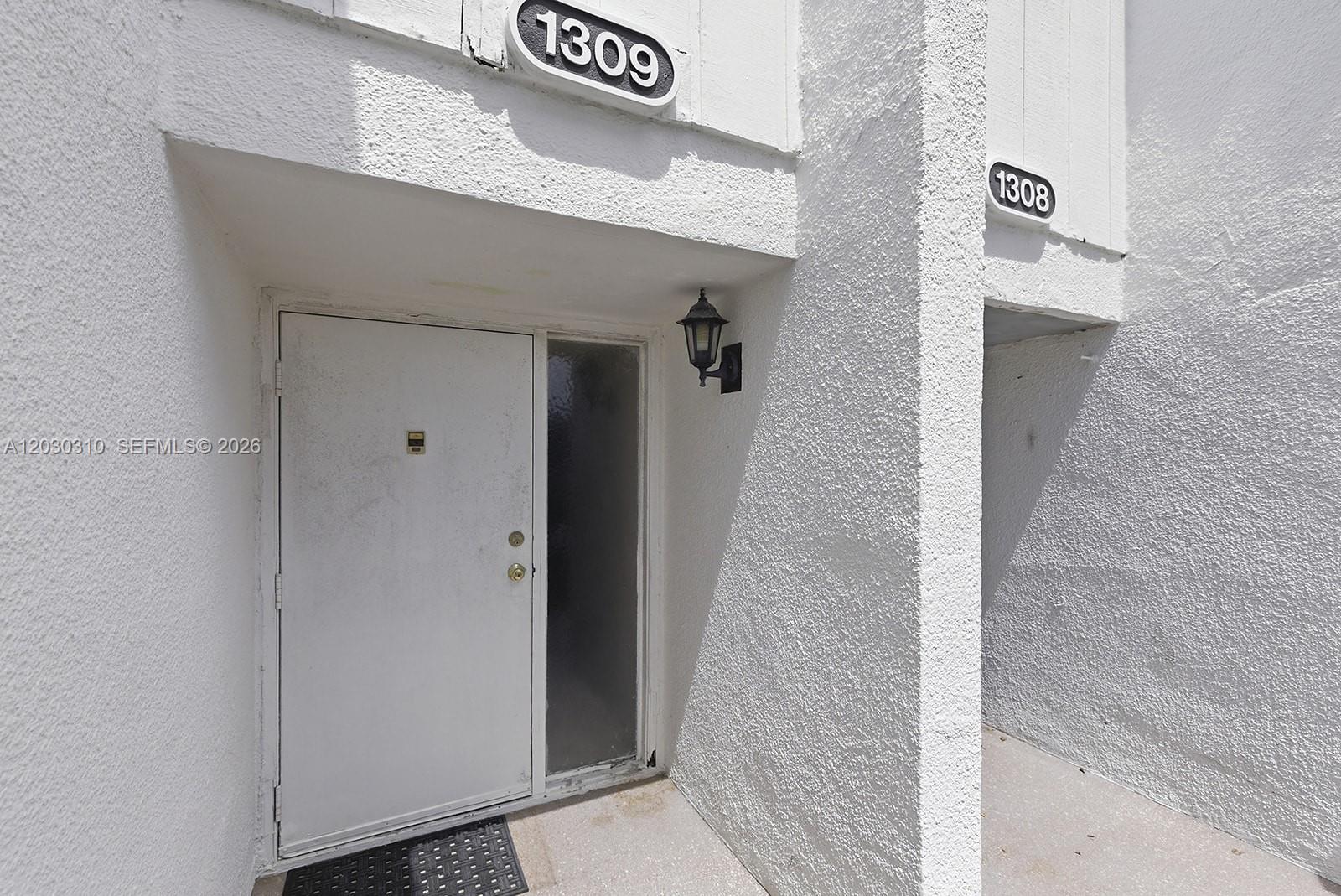 1309 Bridgewood Dr, Boca Raton FL 33434
