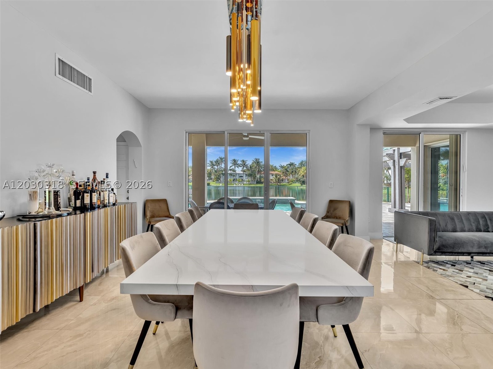 8052 NW 161st Ter, Miami Lakes FL 33016