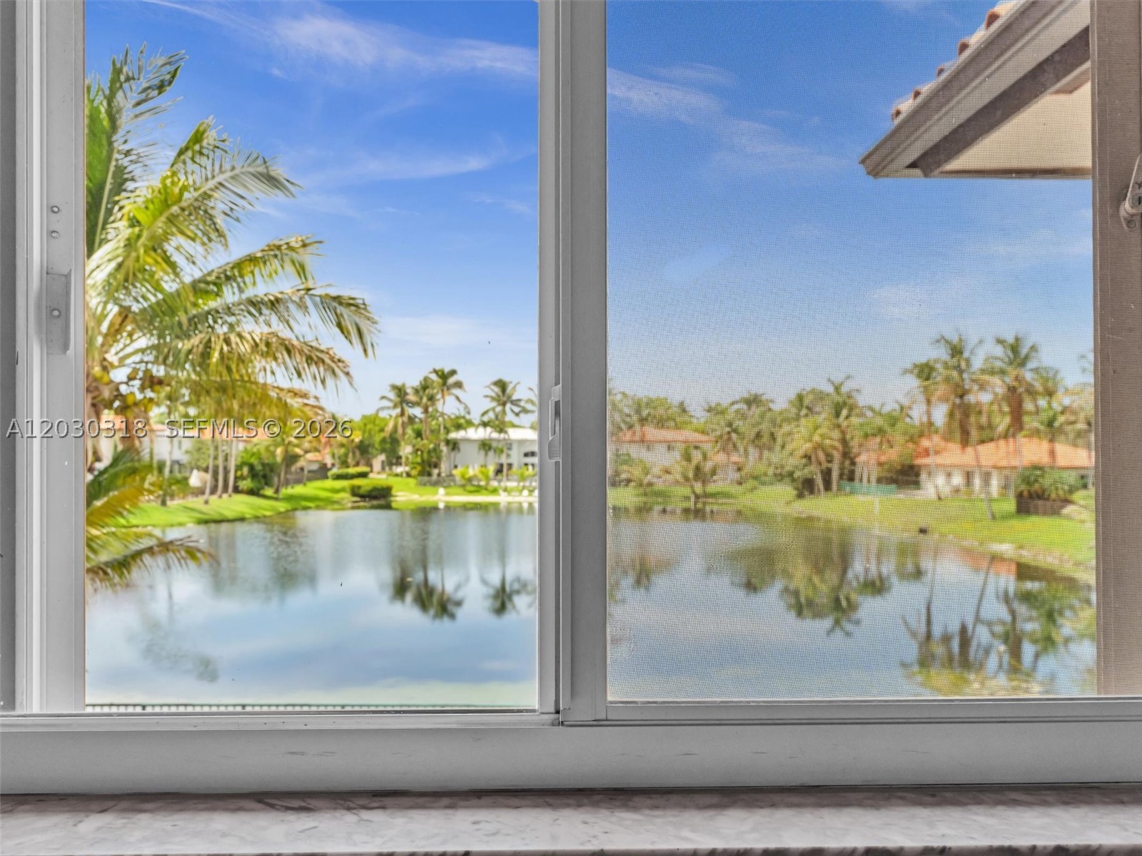 8052 NW 161st Ter, Miami Lakes FL 33016