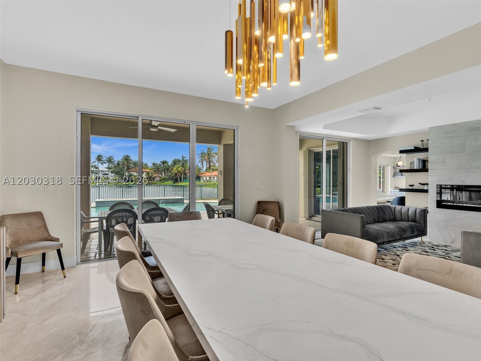 8052 NW 161st Ter, Miami Lakes FL 33016