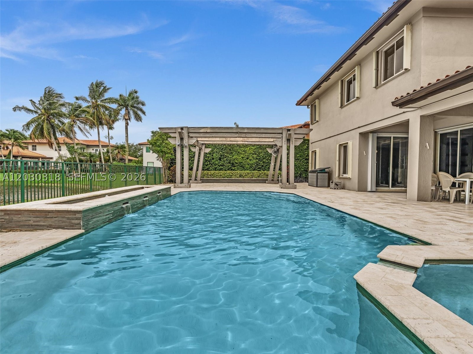 8052 NW 161st Ter, Miami Lakes FL 33016
