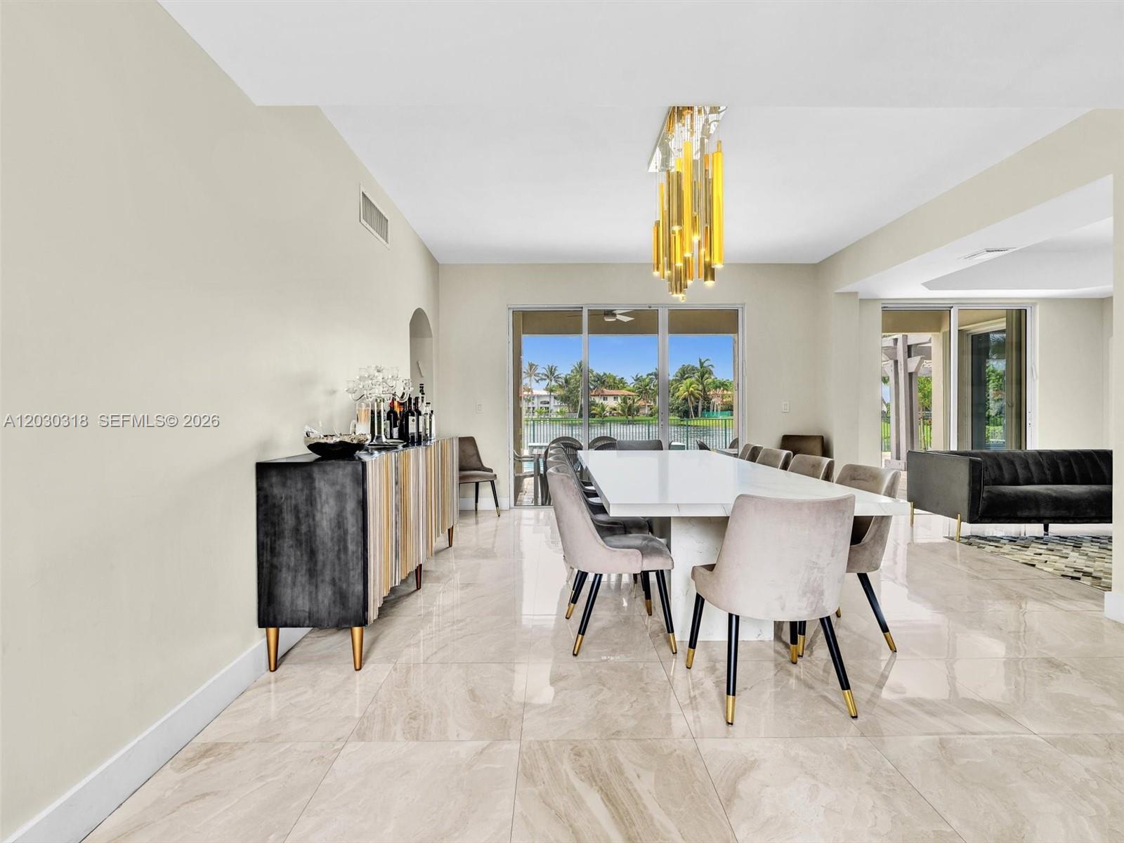 8052 NW 161st Ter, Miami Lakes FL 33016