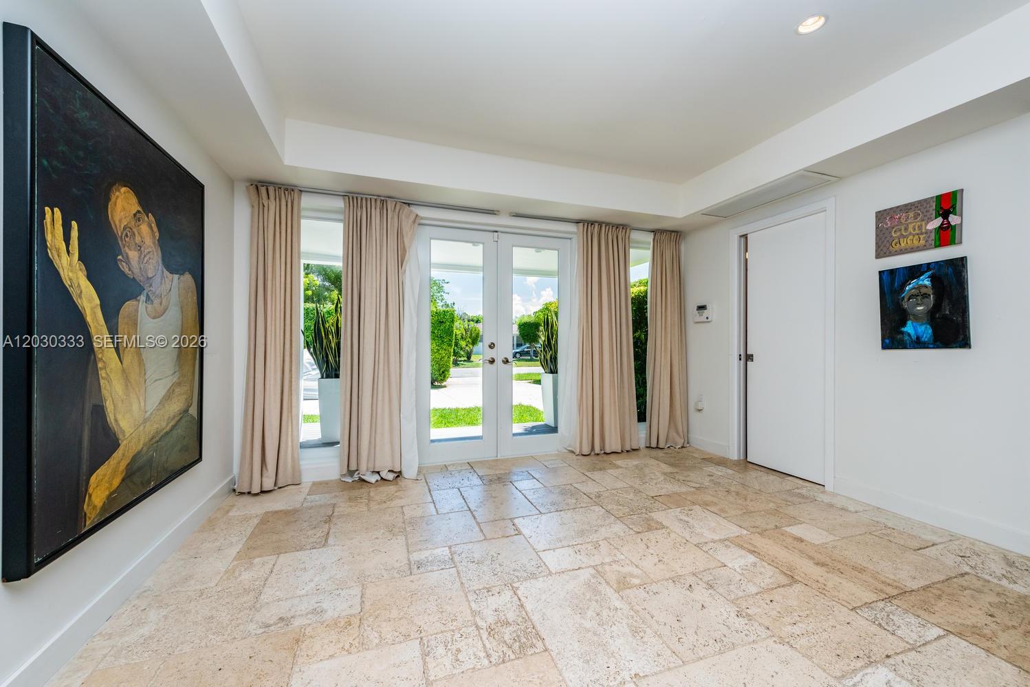 575 W 50th St, Miami Beach FL 33140