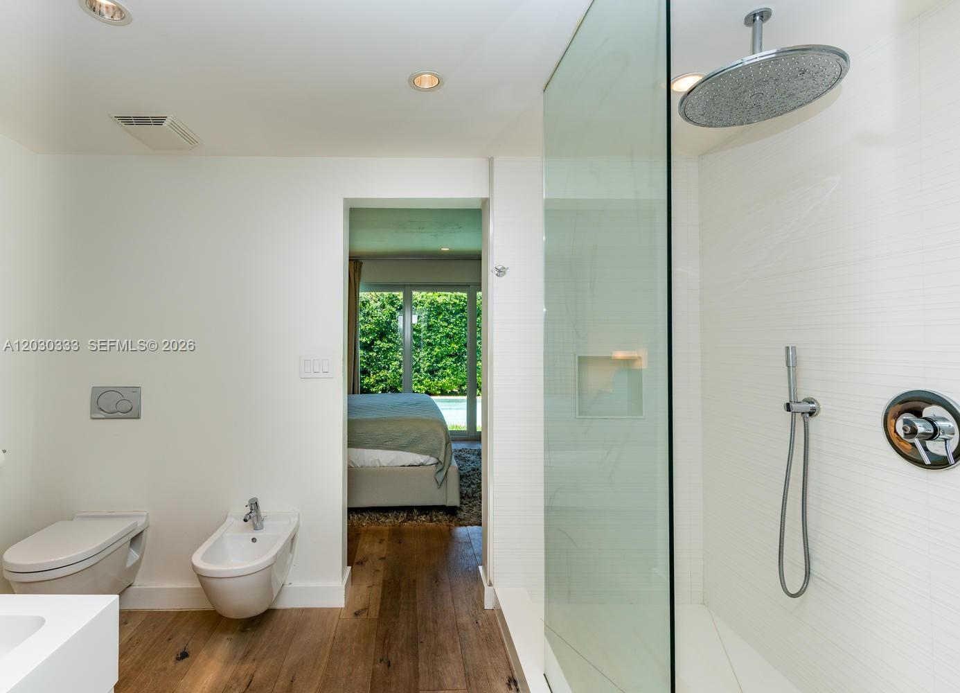 575 W 50th St, Miami Beach FL 33140