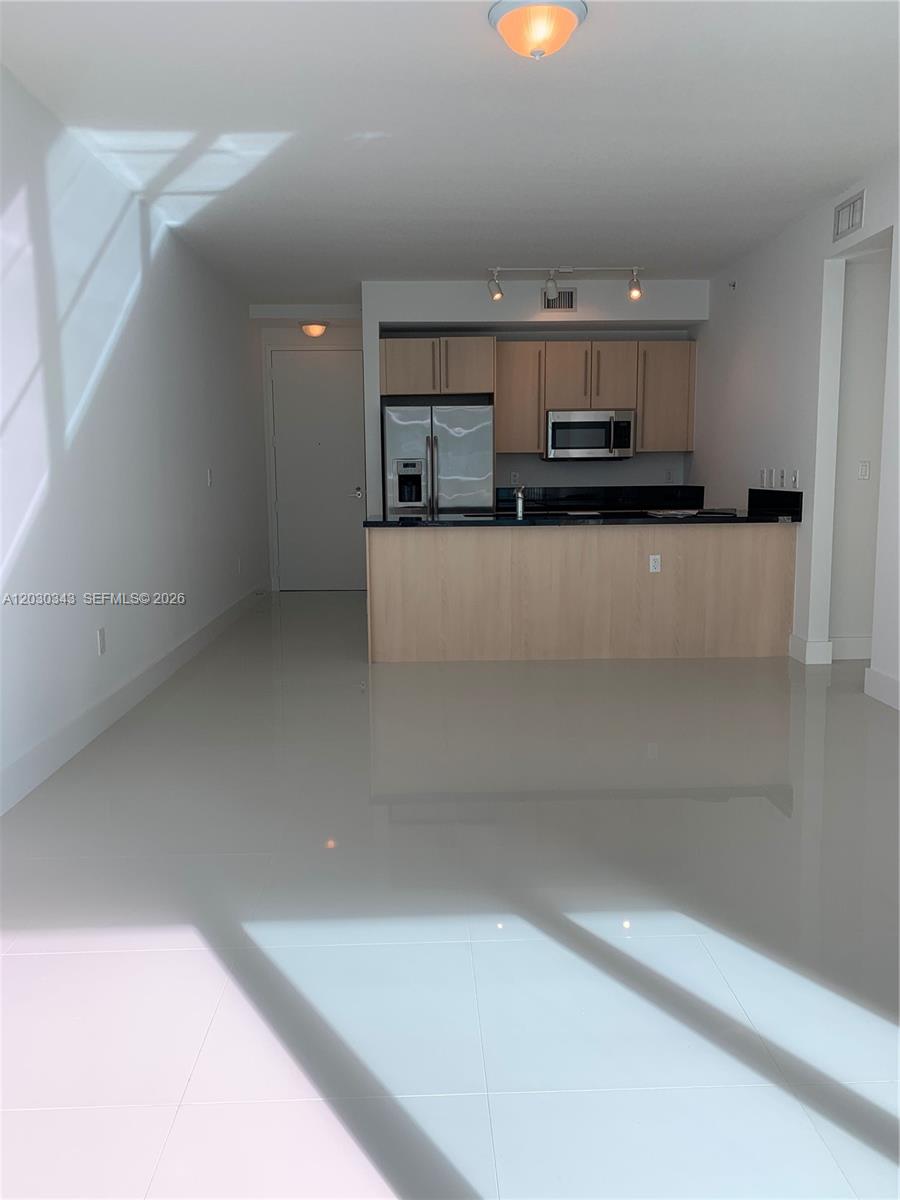 1111 SW 1st Ave #1815-N, Miami FL 33130