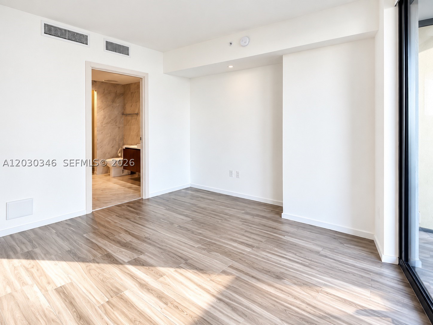 801 S Miami Ave #1502, Miami FL 33130