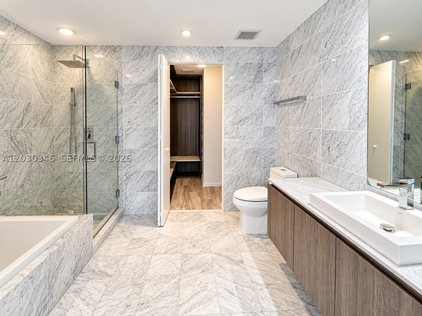 801 S Miami Ave #1502, Miami FL 33130
