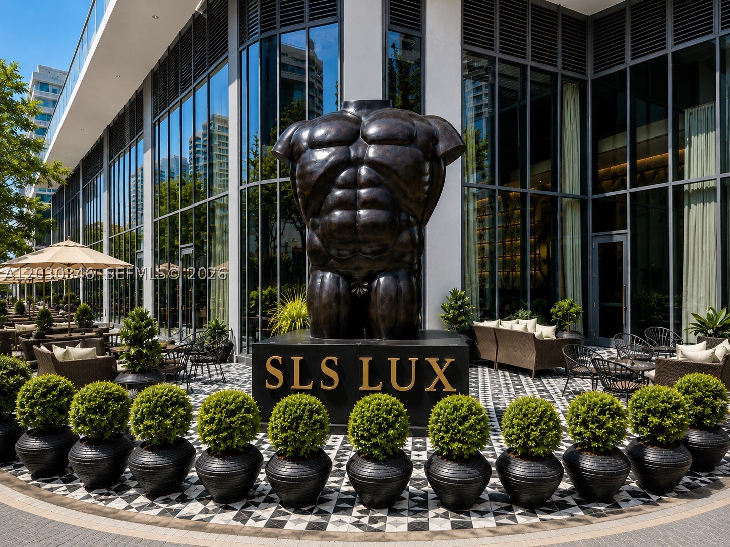 801 S Miami Ave #1502, Miami FL 33130