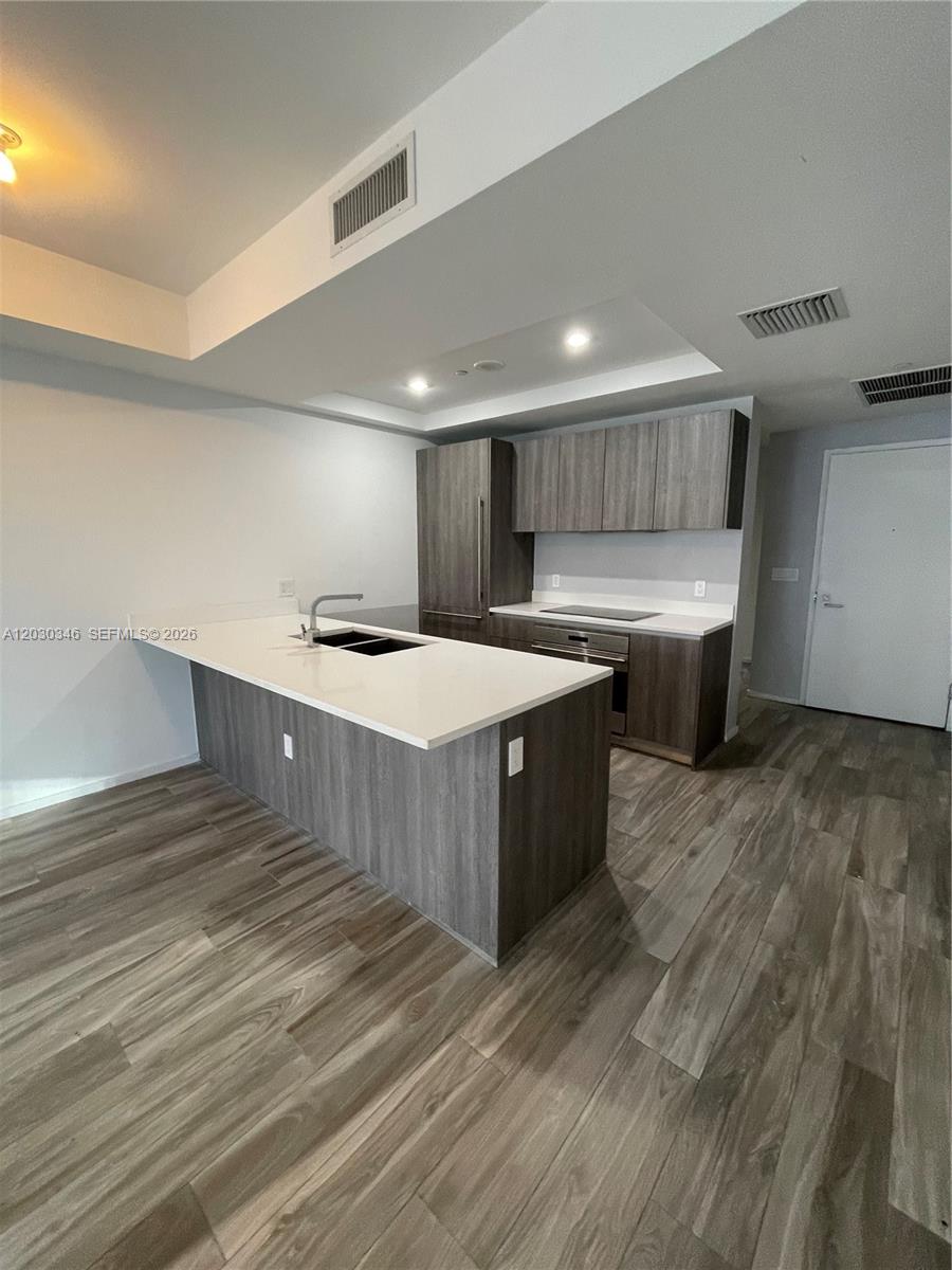 801 S Miami Ave #1502, Miami FL 33130