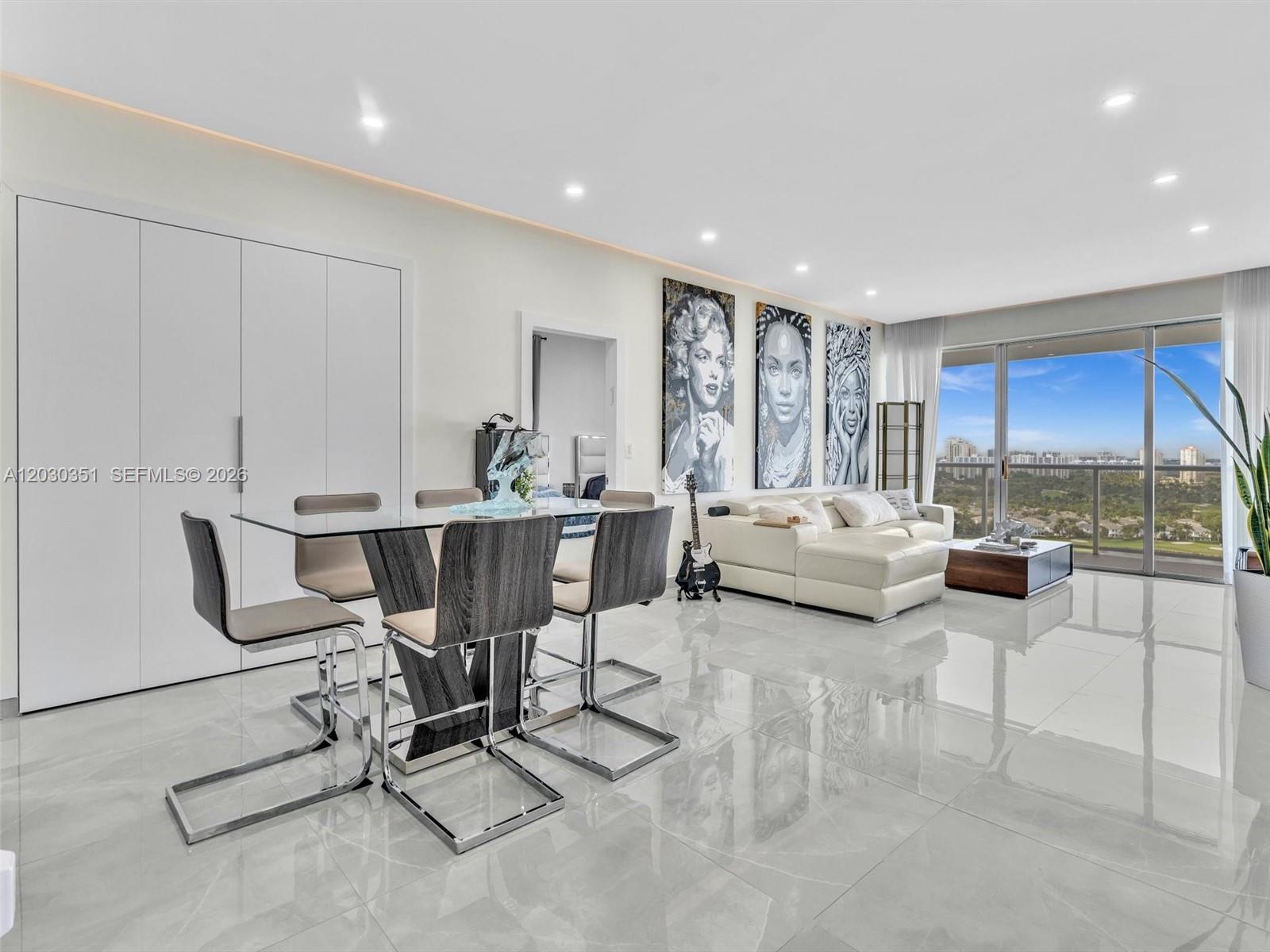 3731 N Country Club Dr #PH-24, Aventura FL 33180