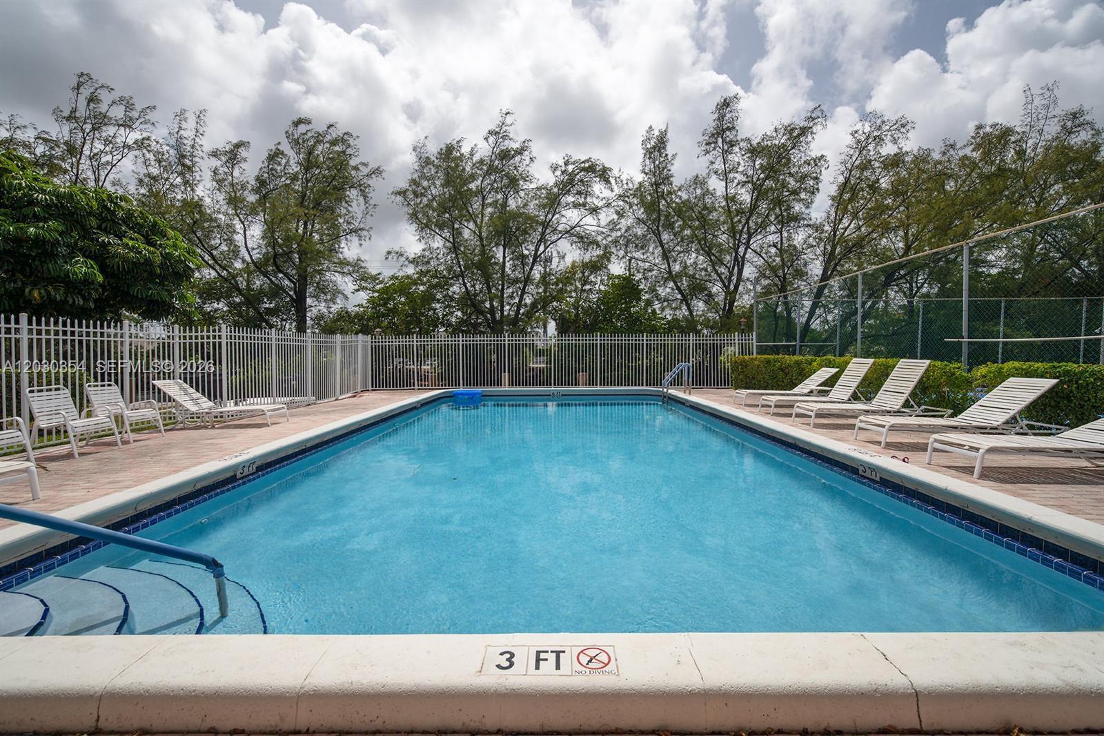 5911 NE 14th Ln #205S, Fort Lauderdale FL 33334