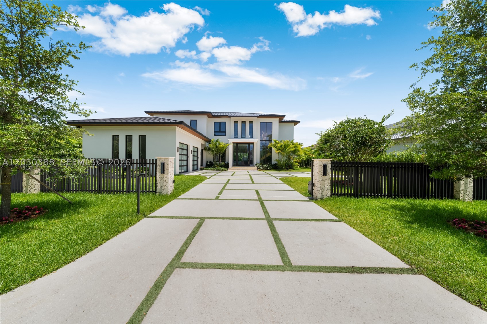 6641 SW 85th St, Miami FL 33143