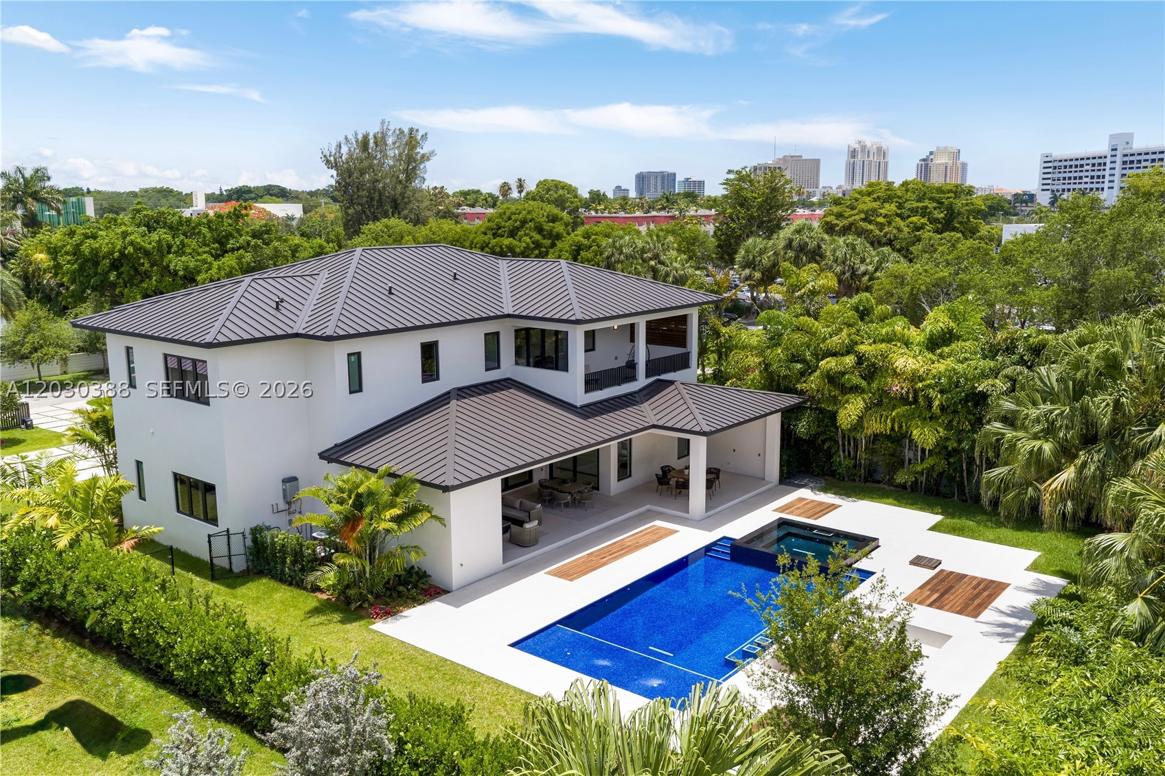 6641 SW 85th St, Miami FL 33143