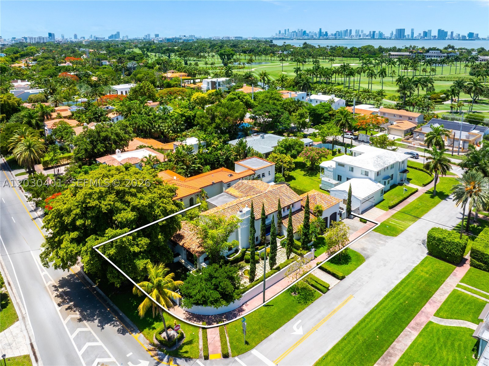 5860 Pine Tree Dr, Miami Beach FL 33140