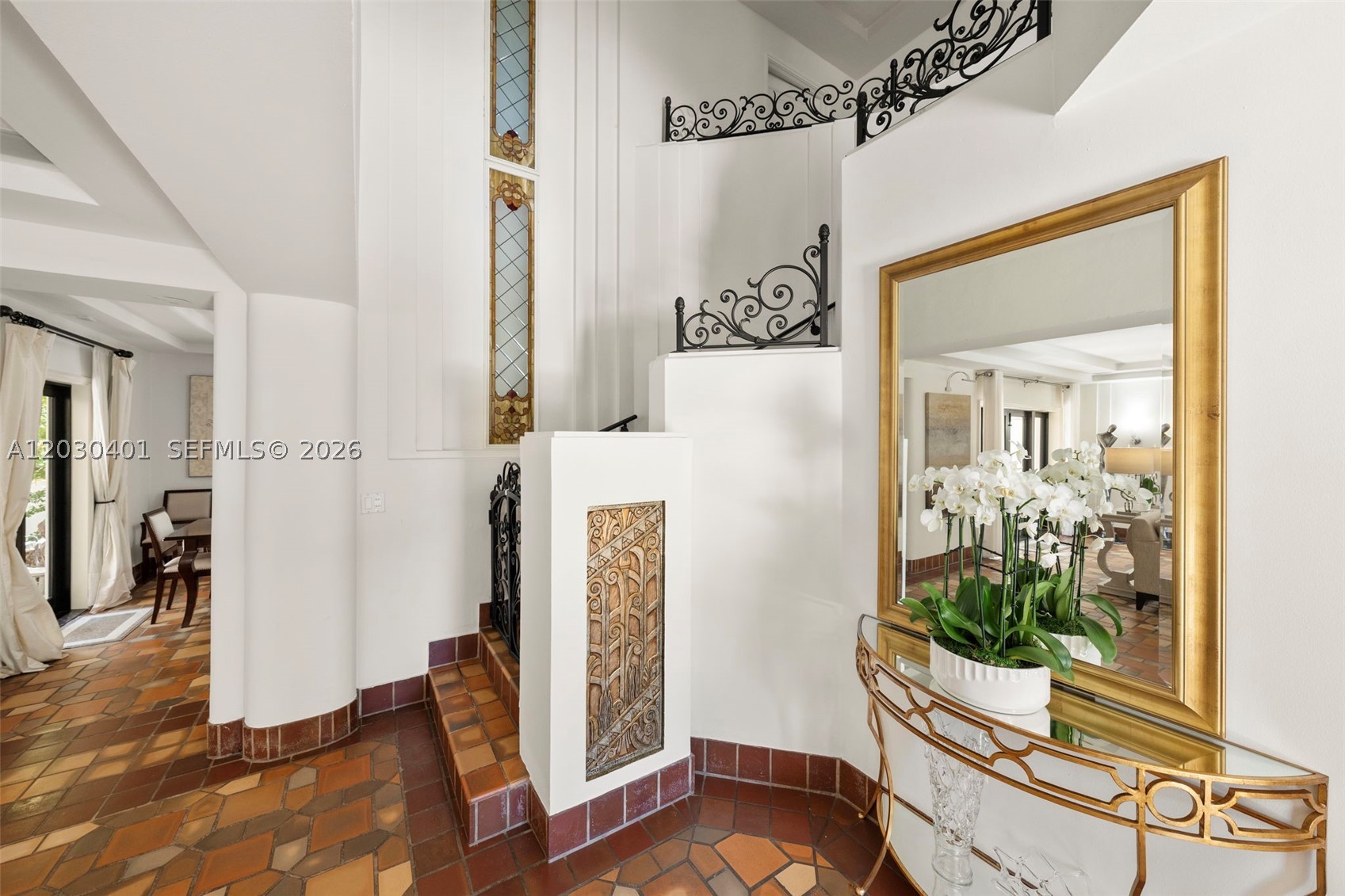 5860 Pine Tree Dr, Miami Beach FL 33140
