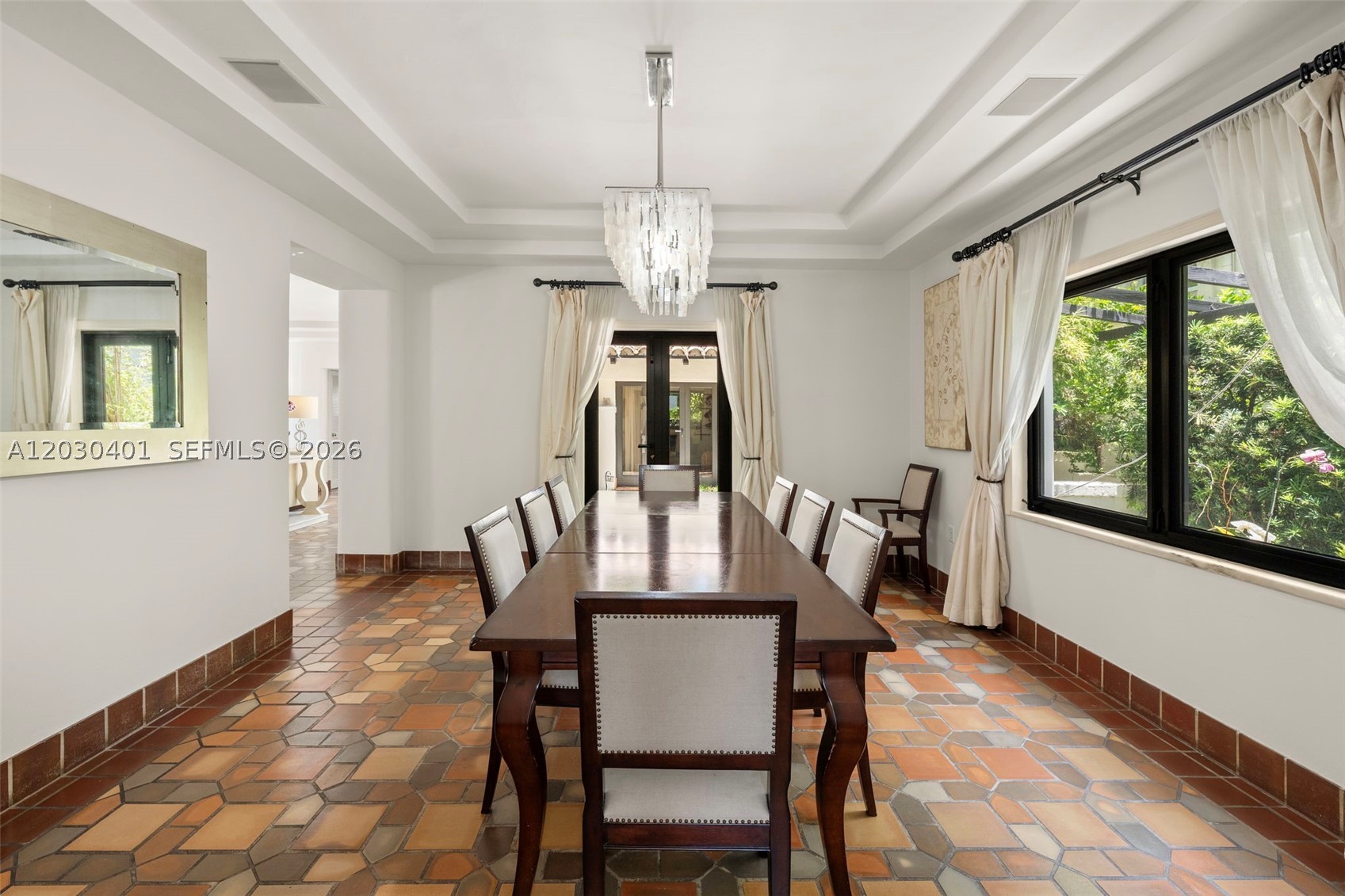 5860 Pine Tree Dr, Miami Beach FL 33140