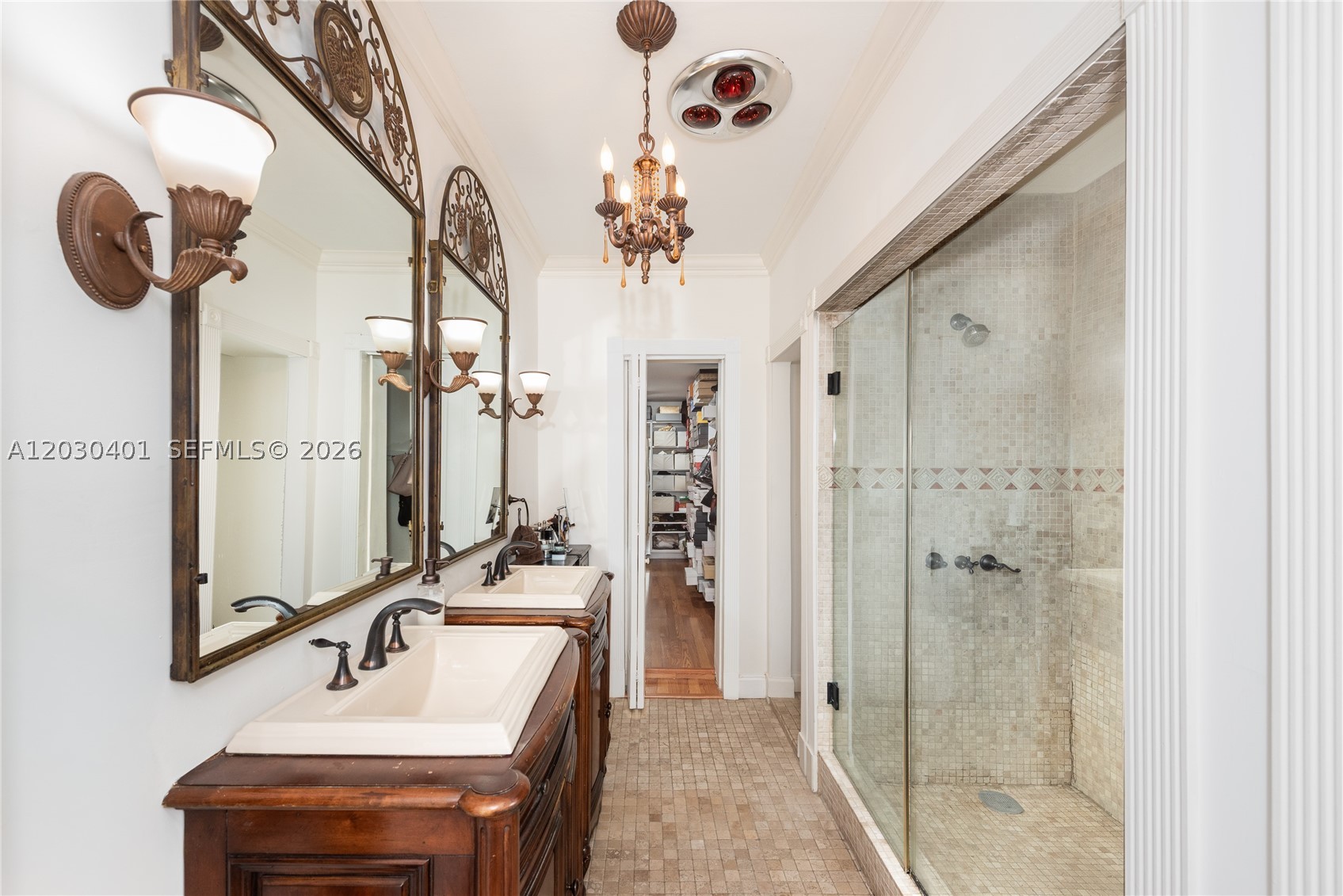 5860 Pine Tree Dr, Miami Beach FL 33140
