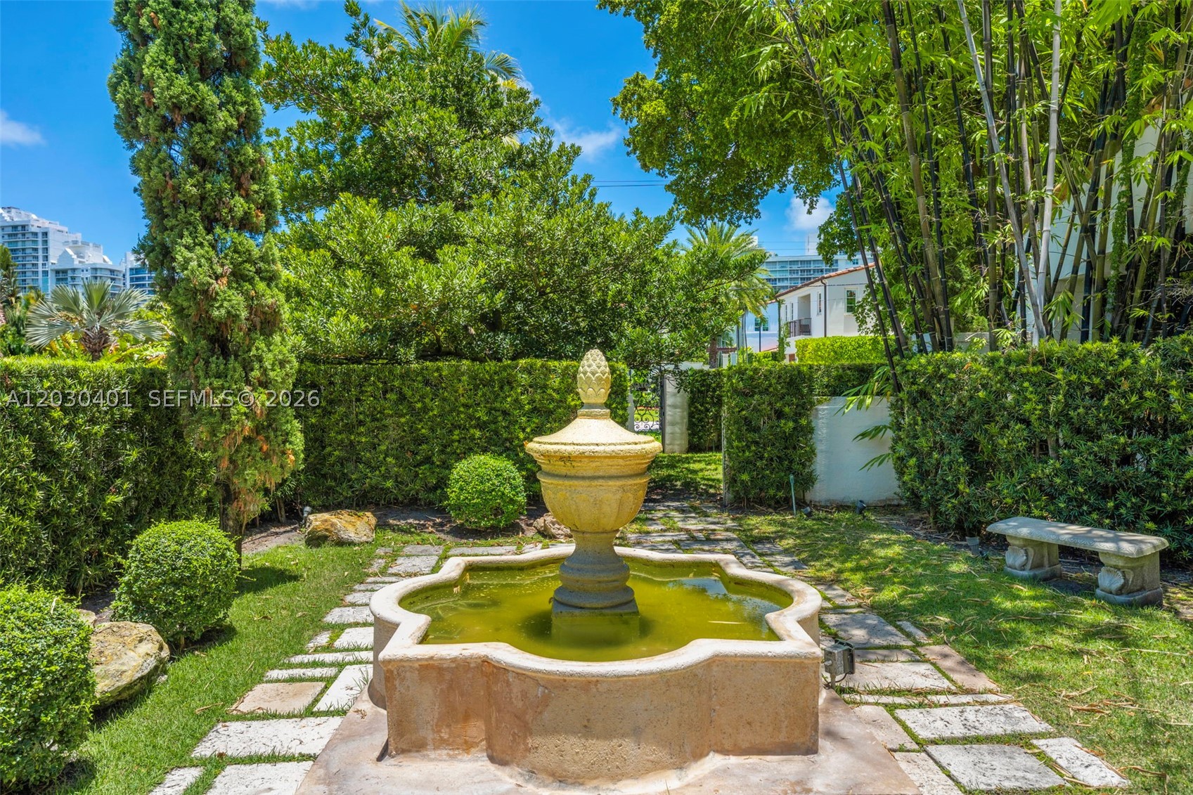 5860 Pine Tree Dr, Miami Beach FL 33140