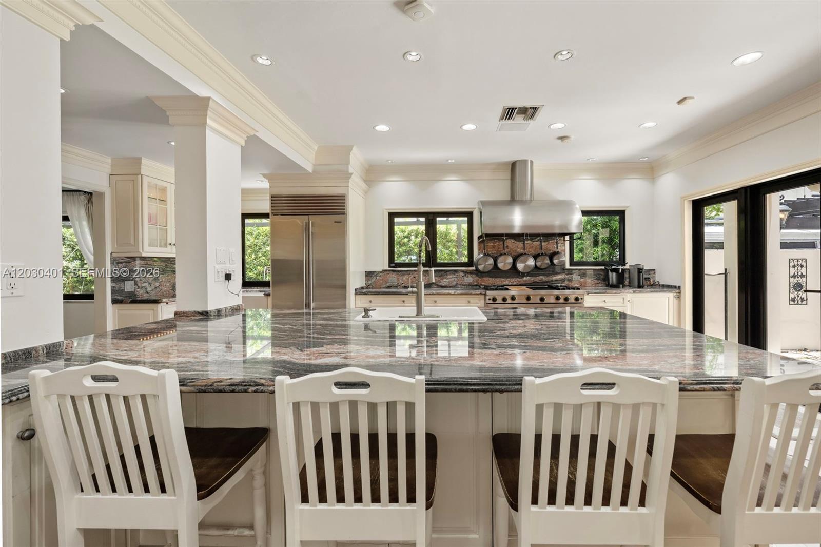 5860 Pine Tree, Miami Beach FL 33140