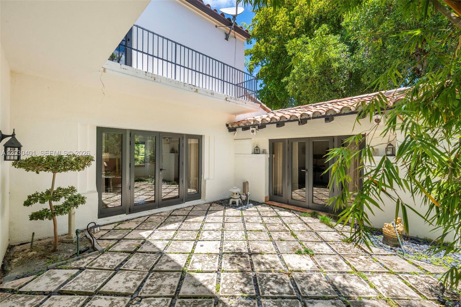 5860 Pine Tree, Miami Beach FL 33140