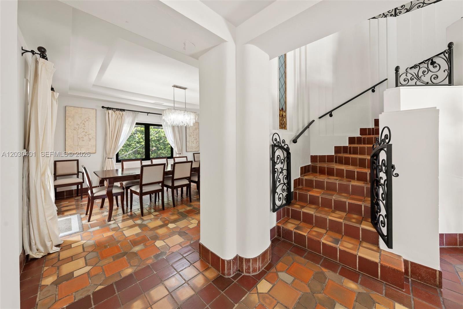 5860 Pine Tree, Miami Beach FL 33140