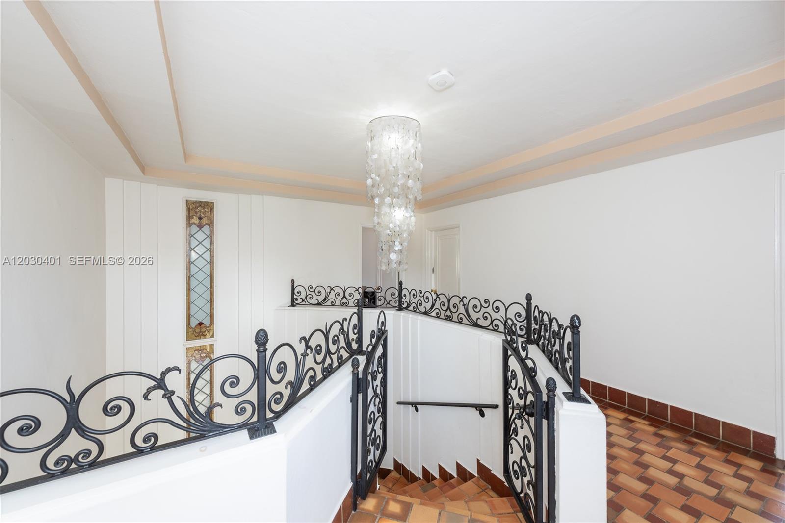 5860 Pine Tree, Miami Beach FL 33140