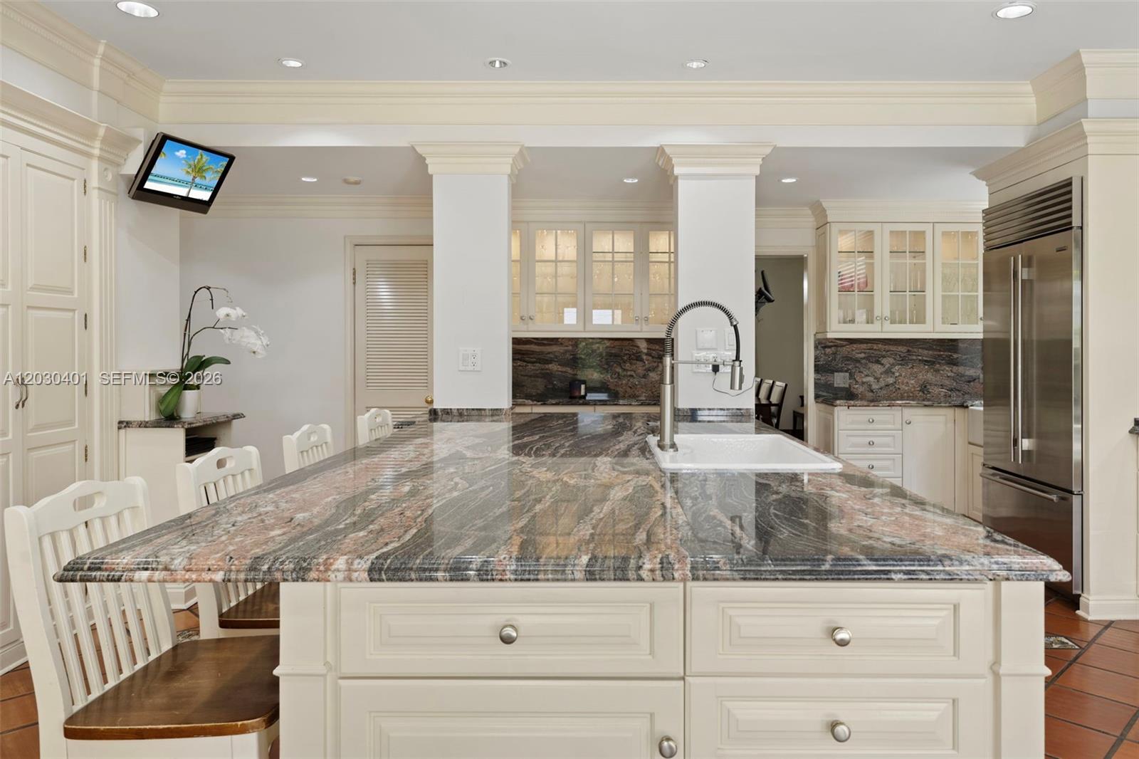 5860 Pine Tree, Miami Beach FL 33140