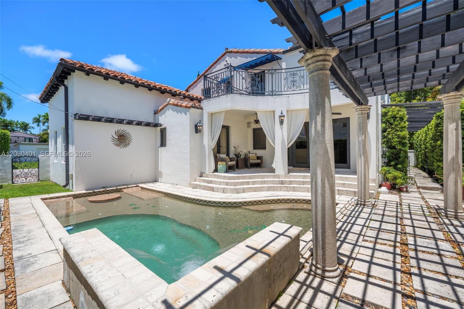 5860 Pine Tree, Miami Beach FL 33140
