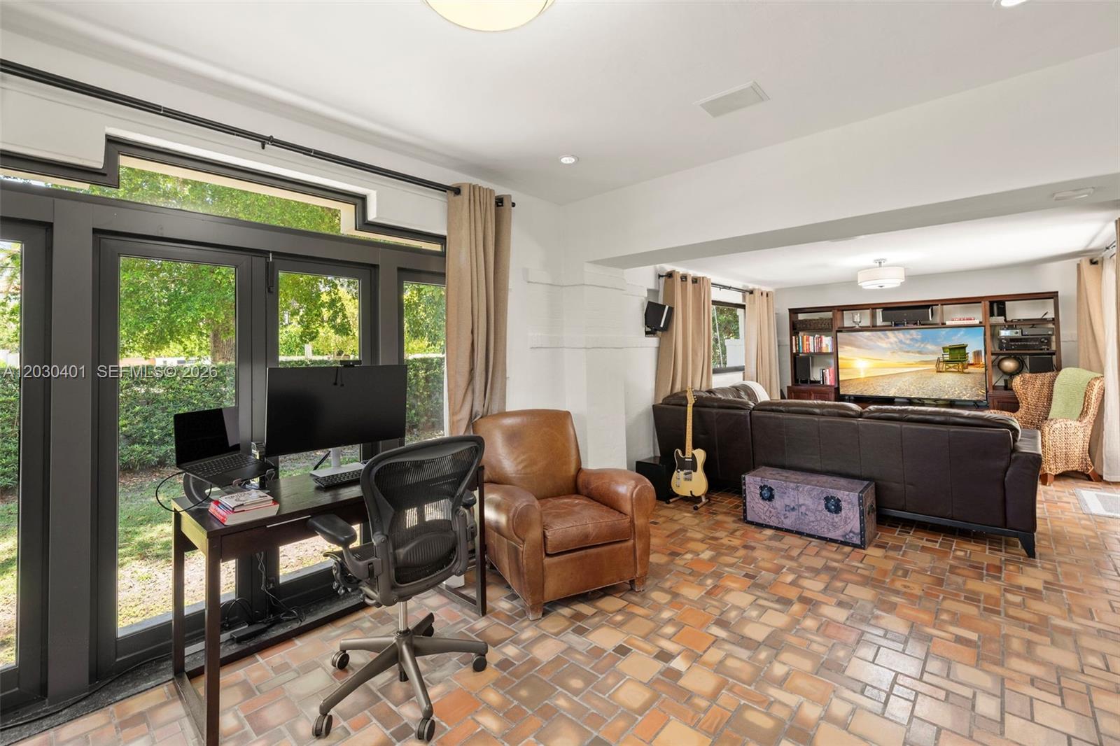 5860 Pine Tree, Miami Beach FL 33140