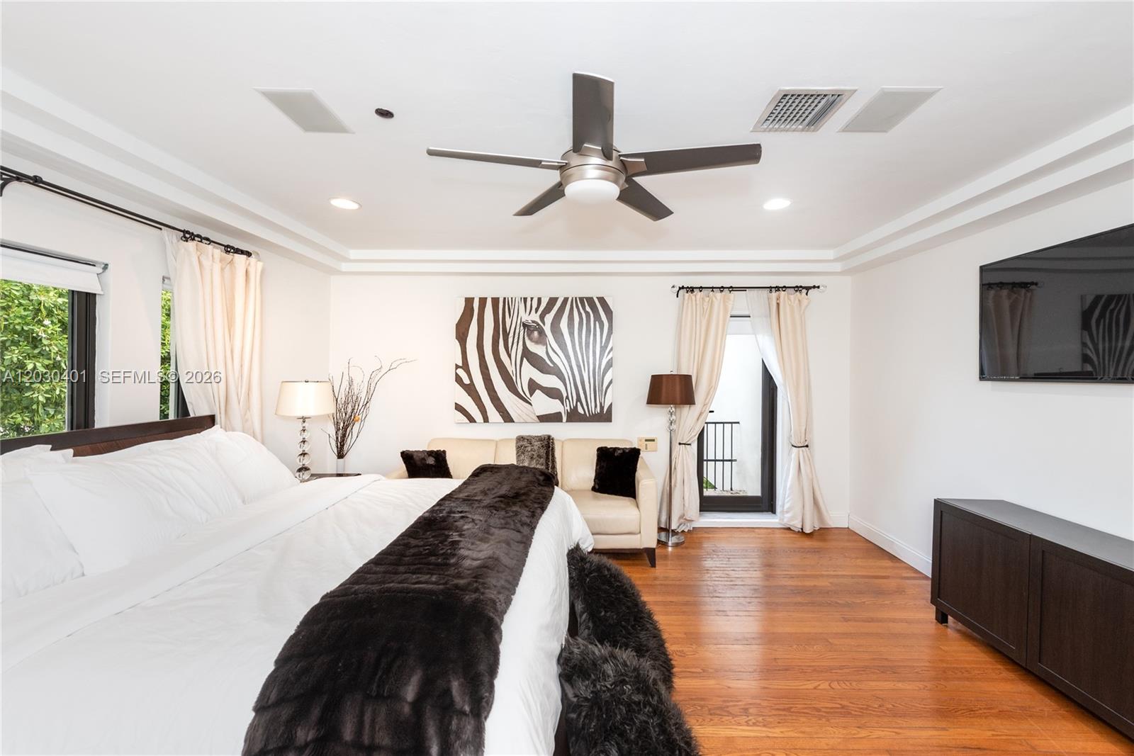 5860 Pine Tree, Miami Beach FL 33140