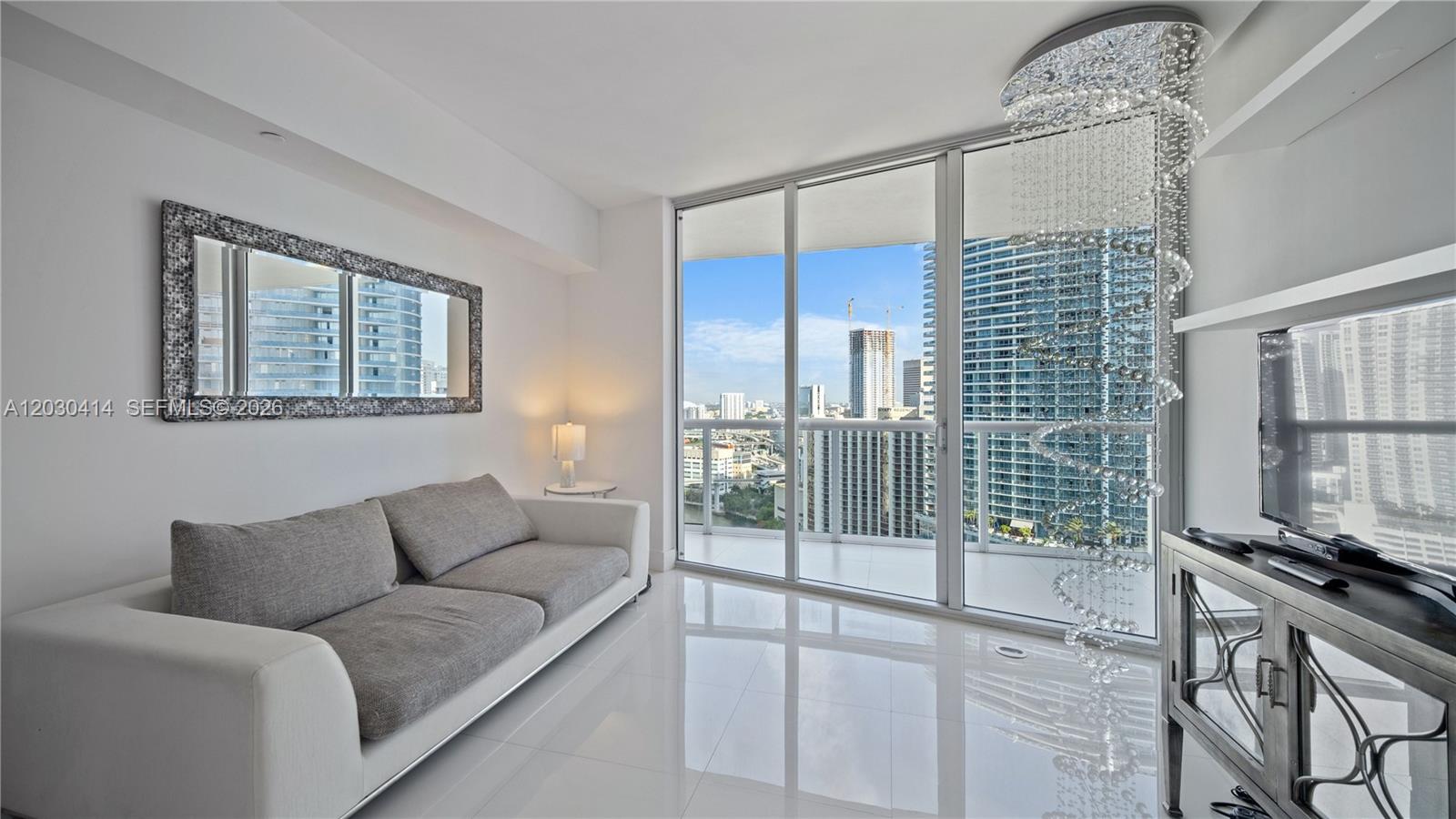 465 Brickell Ave #2704, Miami FL 33131