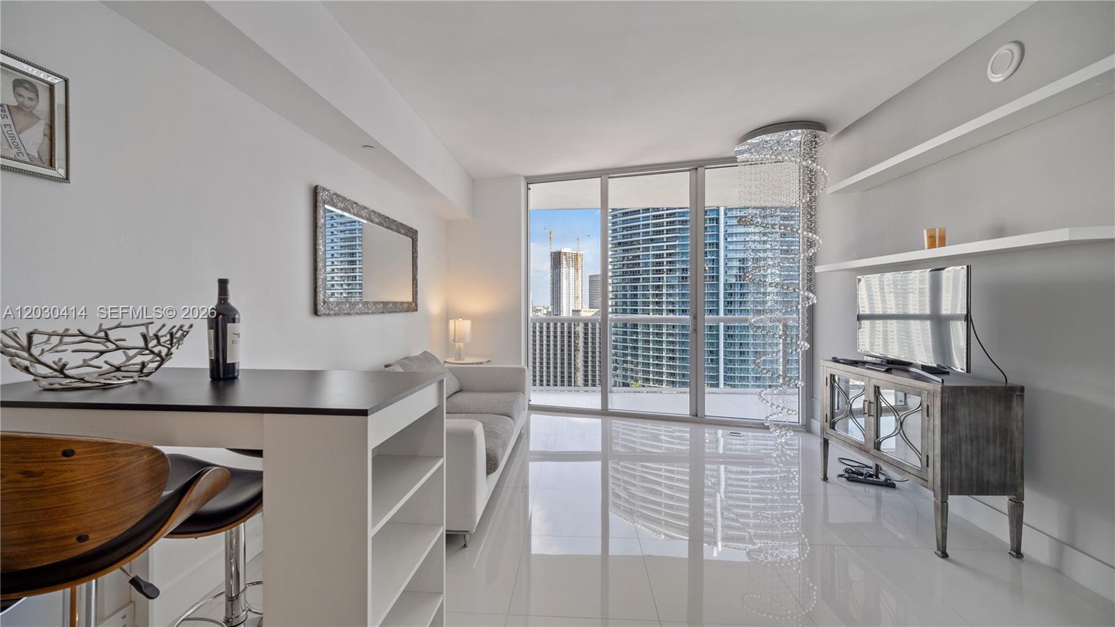 465 Brickell Ave #2704, Miami FL 33131