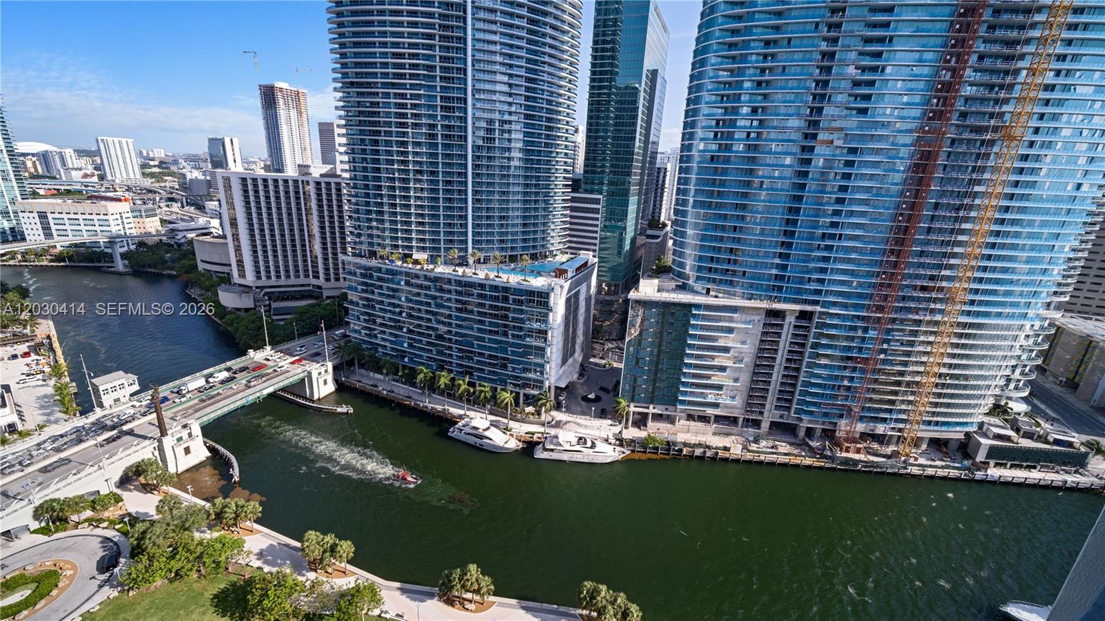 465 Brickell Ave #2704, Miami FL 33131