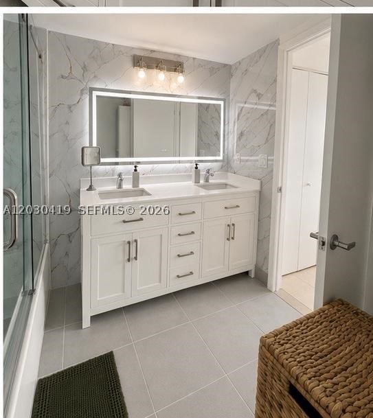 92 SW 3rd St #1508, Miami FL 33130