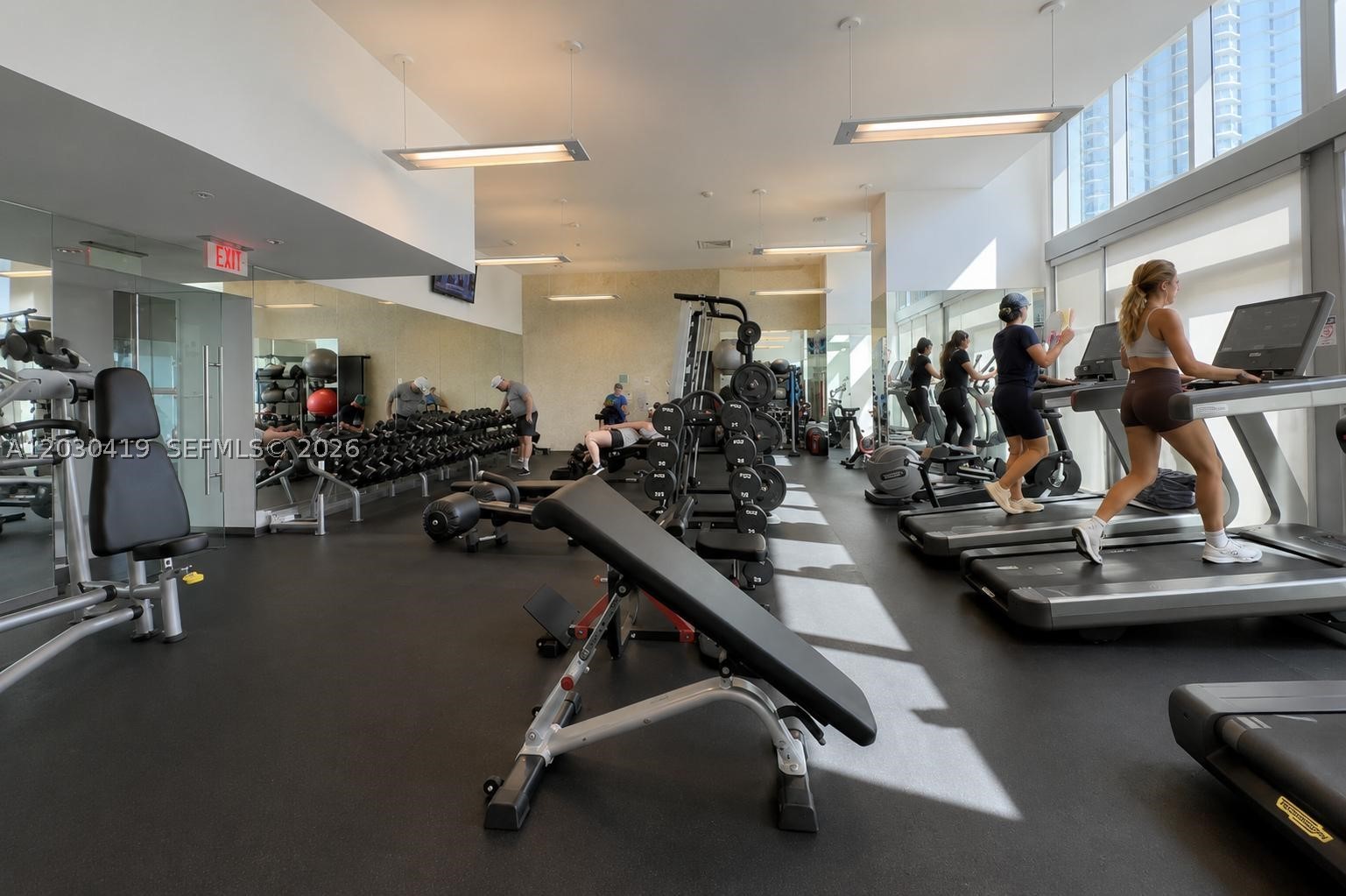 92 SW 3rd St #1508, Miami FL 33130