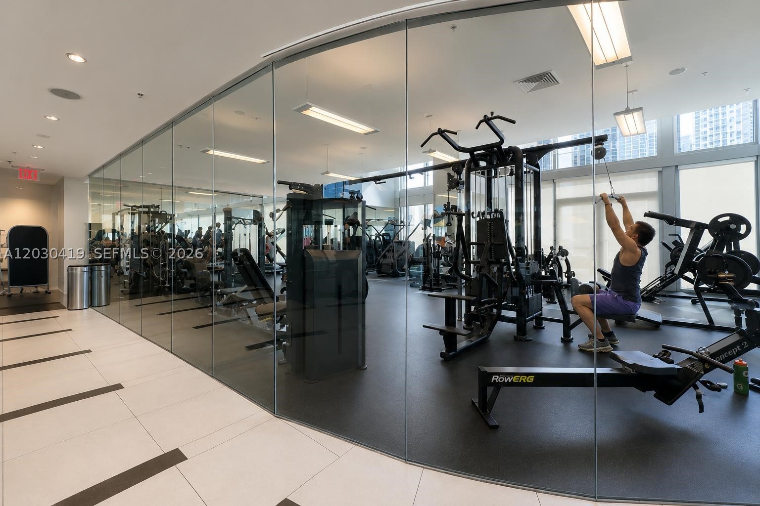 92 SW 3rd St #1508, Miami FL 33130
