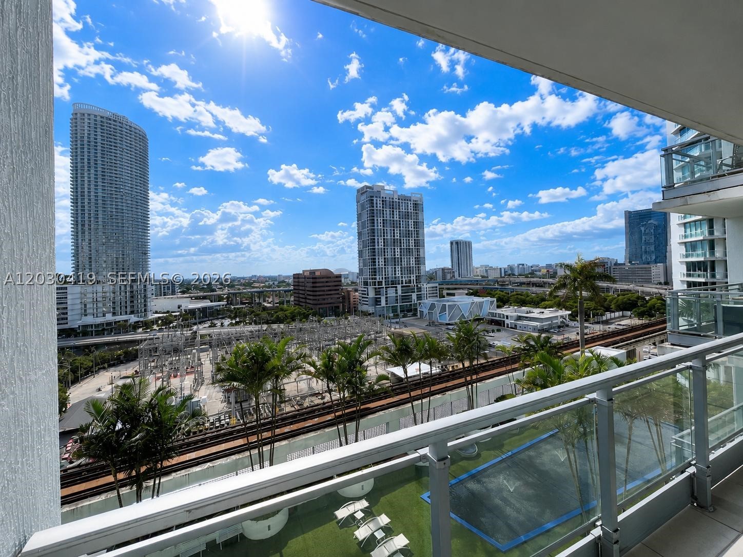 92 SW 3rd St #1508, Miami FL 33130