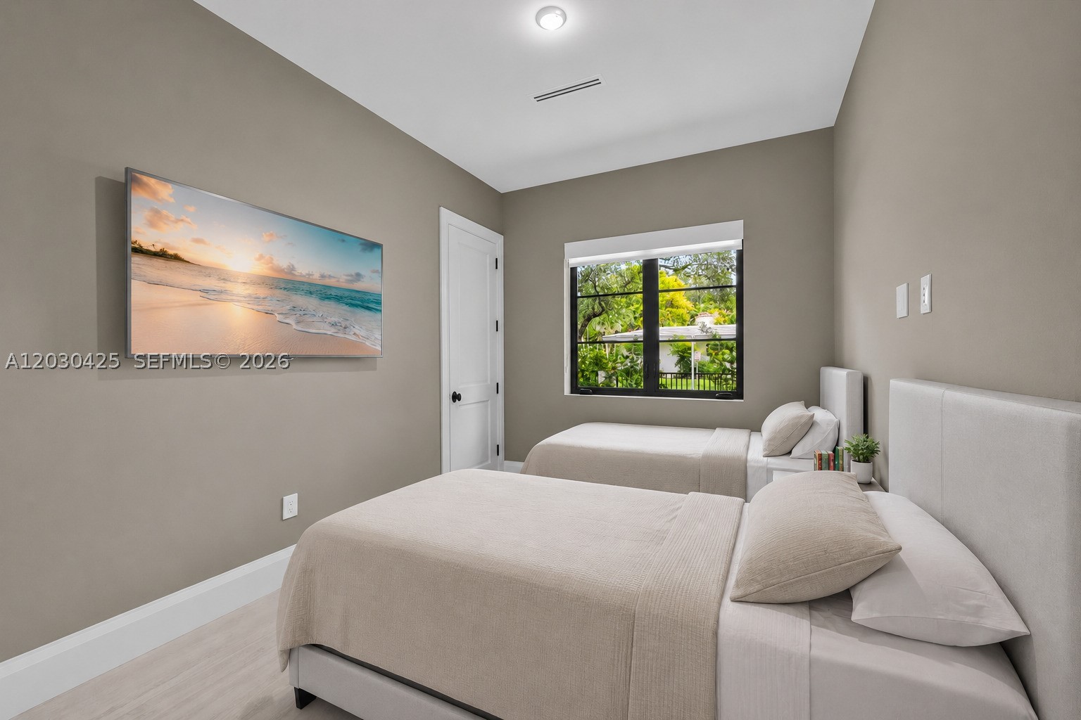 545 San Antonio Ave, Coral Gables FL 33146