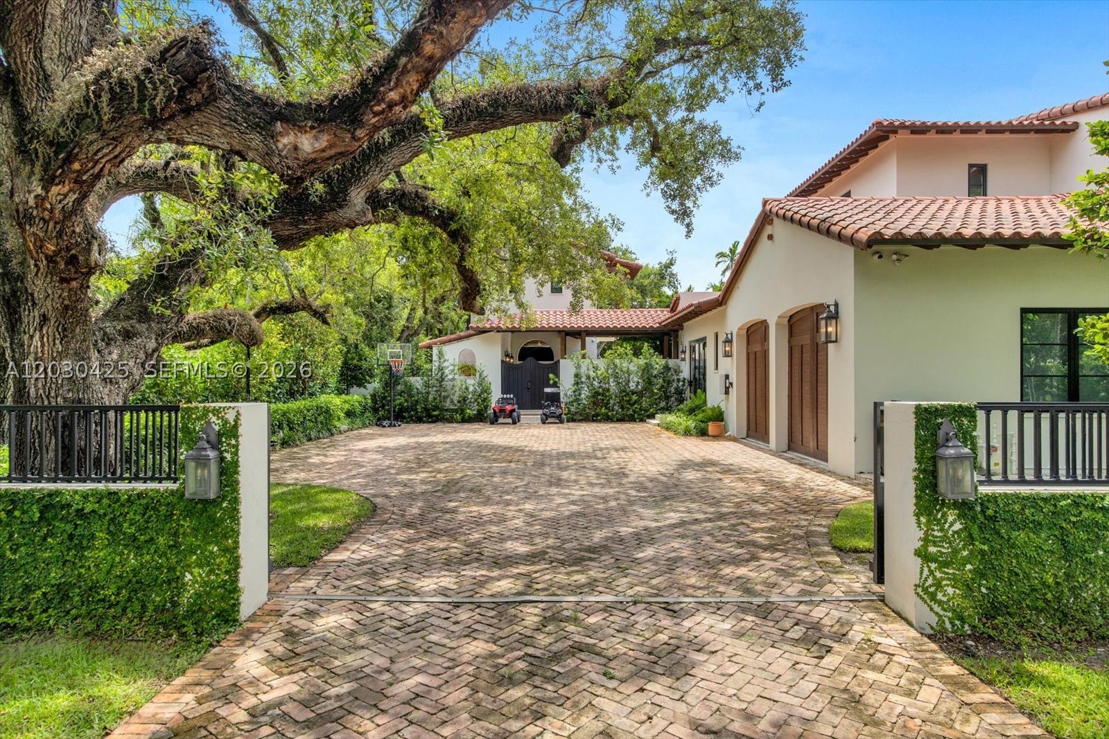545 San Antonio Ave, Coral Gables FL 33146
