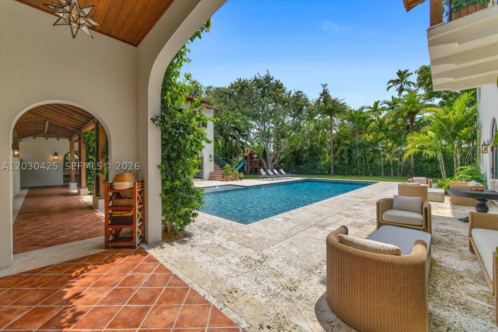 545 San Antonio Ave, Coral Gables FL 33146