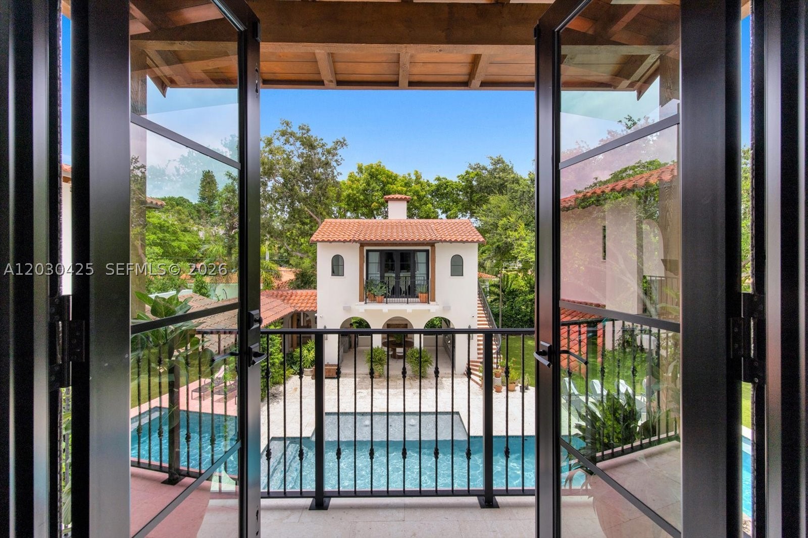 545 San Antonio Ave, Coral Gables FL 33146